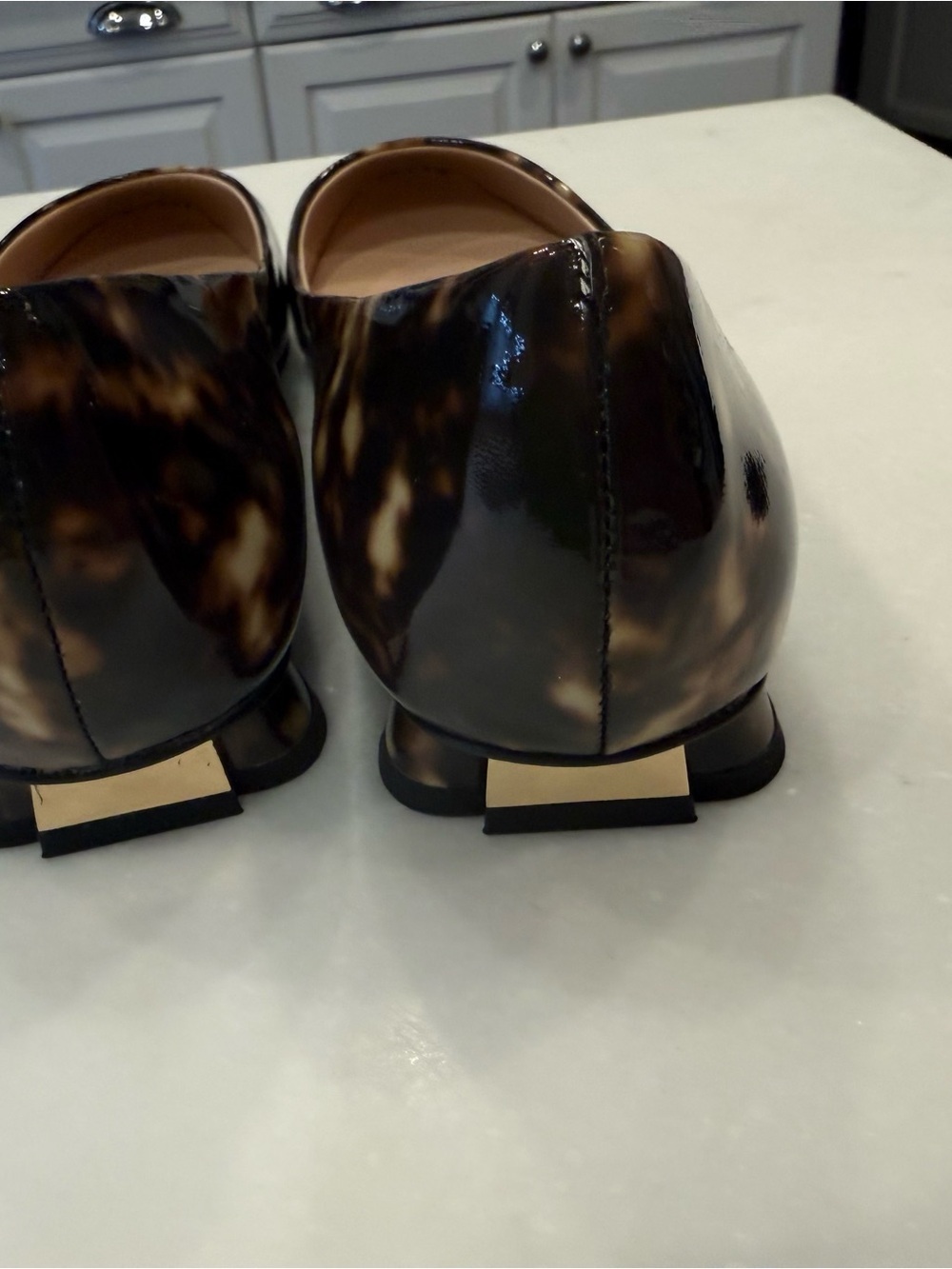 Kate Spade Fallyn Women’s Tortoise Shell Patent Leather Flats Sz 9 NIB - Picture 11 of 13
